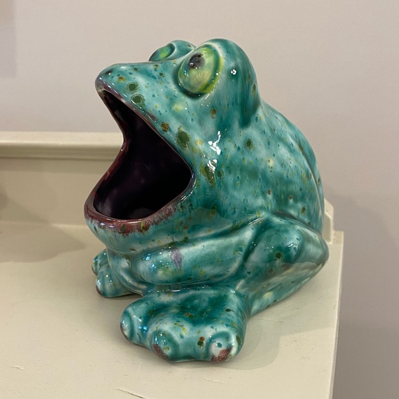 Vintage Other - Ceramic frog sponge scrub holder kitchen frog splash drip glaze hobbyist piece